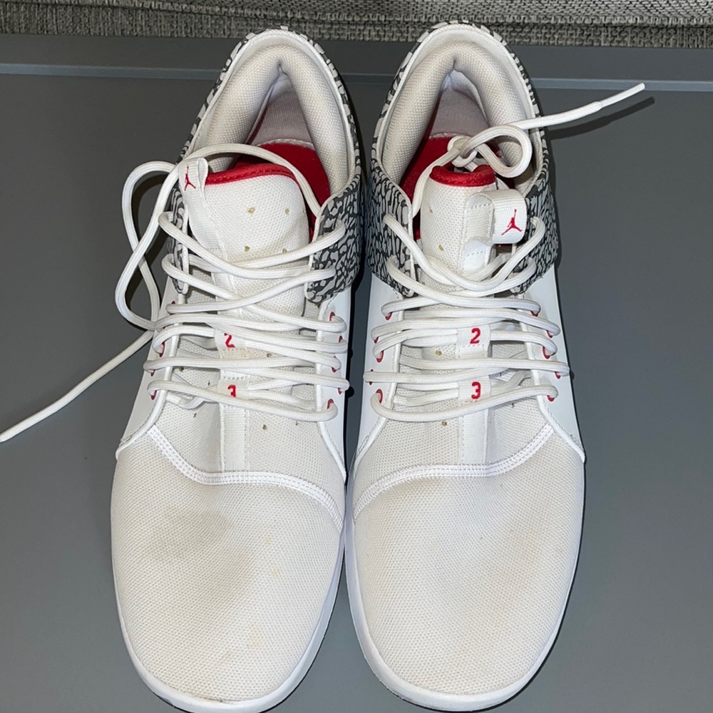Men’s shoes